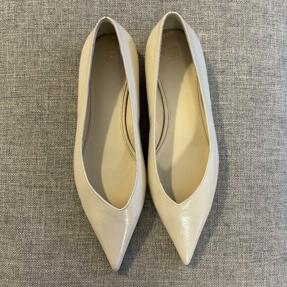 Totême The Asymmetric Ballerina Flats in Off White - Picture 3 of 4